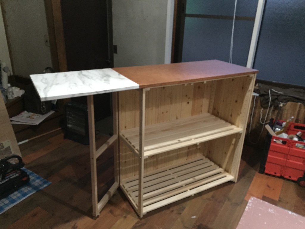 キッチンカウンター、山田芳照　：キッチンカウンターデザイン、DIY技術監修、DIY講師