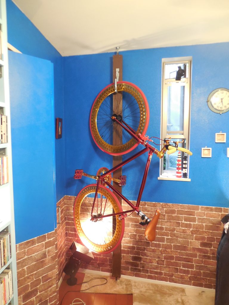 自転車ラック、山田芳照　：自転車ラックデザイン、DIY技術監修、DIY講師