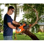 Black+Decker コード式電気チェーンソー (BECS600) / CHAINSAW CORDED 8A 14"L