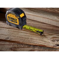 DeWalt ToughSeries メジャーテープ (DWHT36935S) /TAPE MEASRE BLK/YLW 35FT