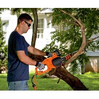 Black+Decker コード式電気チェーンソー (BECS600) / CHAINSAW CORDED 8A 14"L