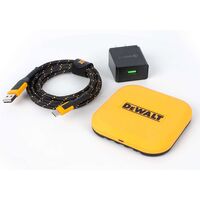DeWalt 高速ワイヤレス充電パッド (141 0476 DW2) / FAST WIRELESS CHARGE PAD