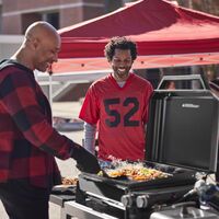 Weber Traveler プロパン式2バーナー屋外用グリドル (1500213)