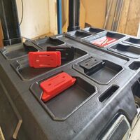 StealthMounts Milwaukee Packout 取付脚ツールオーガナイザー 8個入 (PAC-F-02-8)