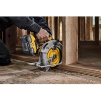 DeWalt 20V MAX XR ブレーキ付丸鋸 (DCS590B)