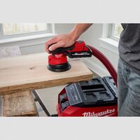 Milwaukee Tool M18­ Fuel ランダムオービットサンダー (2837-20)