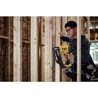 DeWalt 20V MAX フレーミングネイラー (DCN920B)
