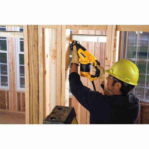 DEWALT　コンパクト レシプロソー