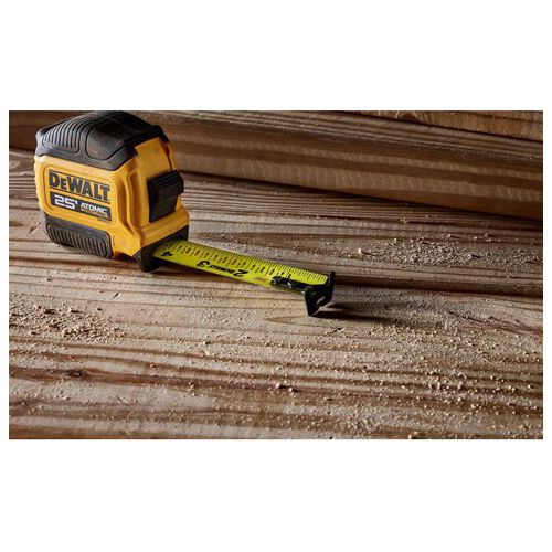 DeWalt Atomic コンパクトメジャーテープ (DWHT38125S) / TAPE MEASURE ATOMIC 25'L