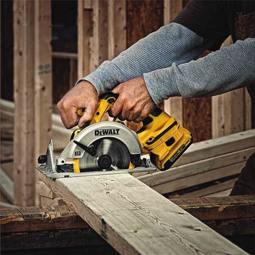 DeWalt  バッテリーアダプター 18-20V (DCA1820) / BATTERY ADAPTER 18-20V