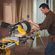 DEWALT シングルベベル複合マイターソー (DW715) / COMPOUND MITERSAW 12IN