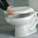 Mayfair Never Loosens 木製トイレ便座 丸型 シェルデザイン ホワイト (22ECA 000) /  TOILET SEAT RND SHELL WH