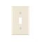 Leviton プラスティック製トグルウォールプレート 1ギャング アーモンド 10枚入 (78001-TMP) /  SWITCH PLATE 1G 10PK LTA
