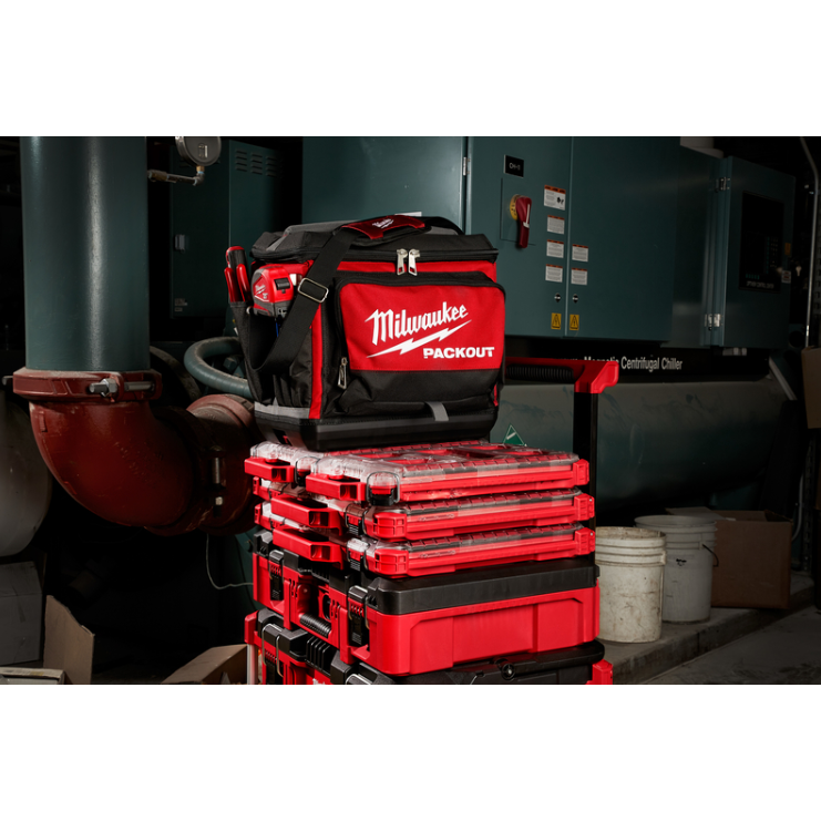 Milwaukee PACKOUT プラスティック製ツールケース ( 48-22-8450) / PACKOUT TLCASE W/FM INS