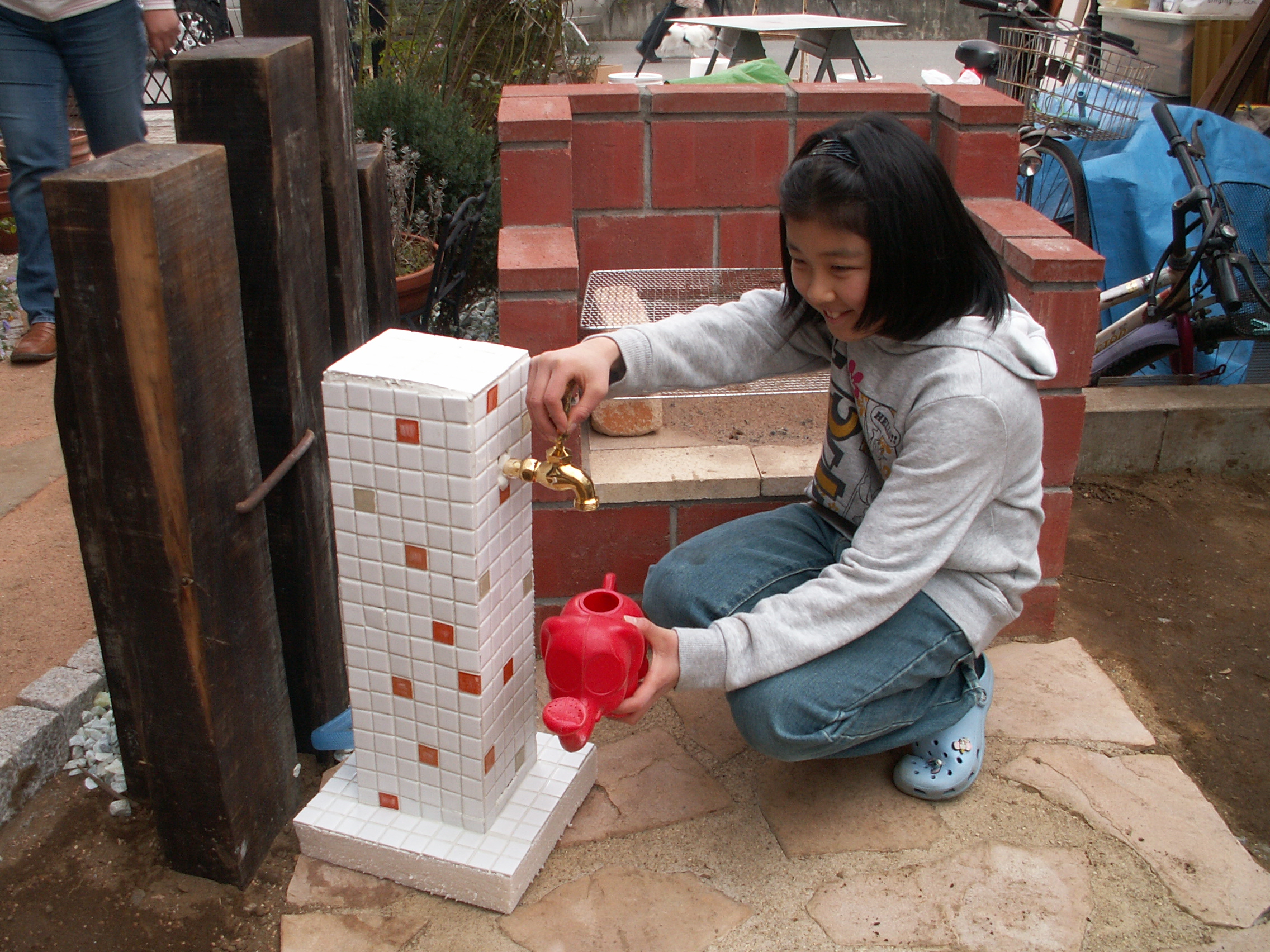 タイル水栓柱、山田芳照　：コンポストデザイン、DIY技術監修、DIY講師
