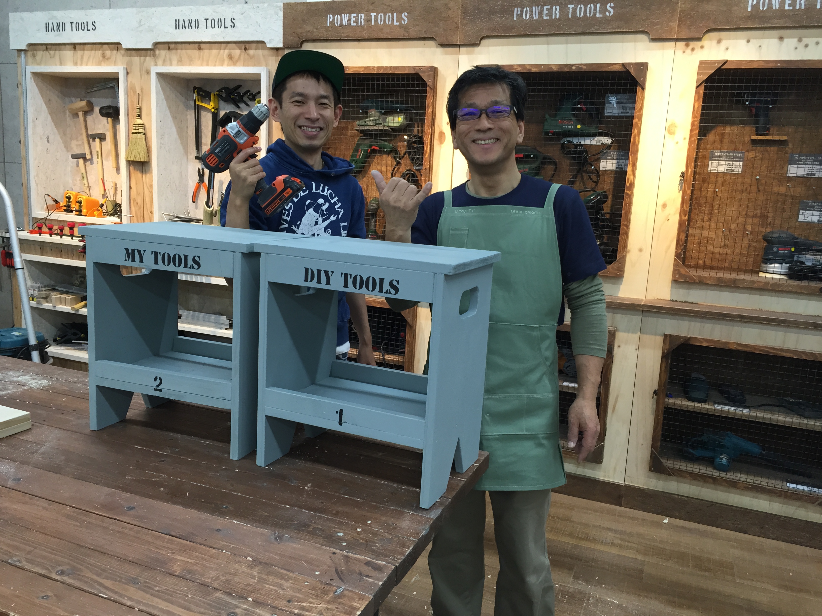 山田芳照　：ワークチェアデザイン、DIY技術監修、DIY講師