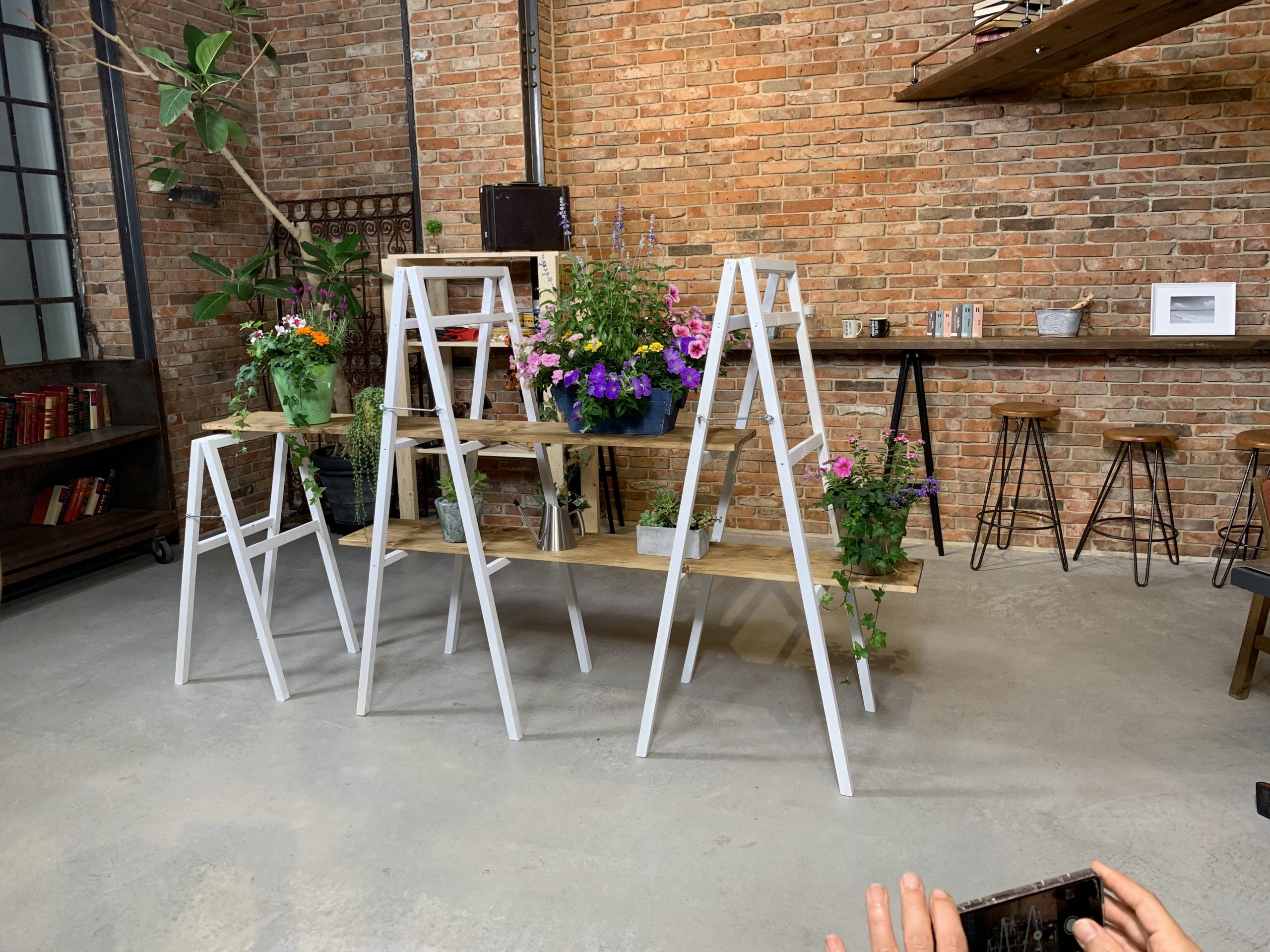 ラダーシェルフ、山田芳照　：ラダーシェルフデザイン、DIY技術監修、DIY講師
