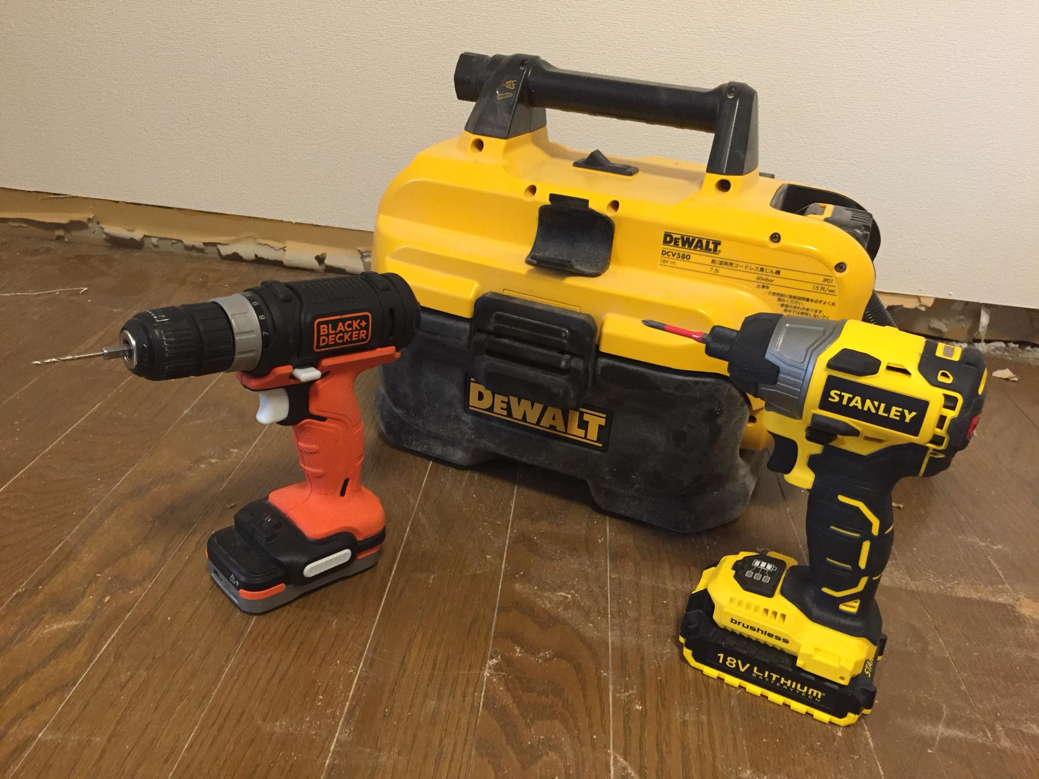 ブラデカ　dewalt gopack stanley