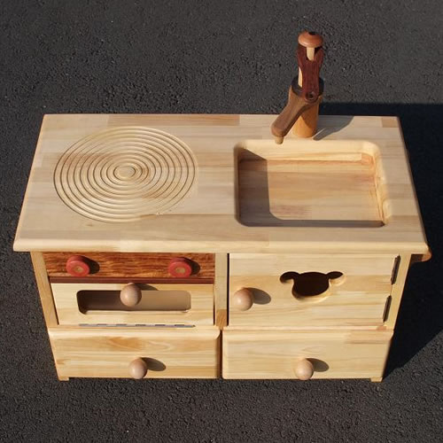 無垢材で作るママゴトキッチンセット