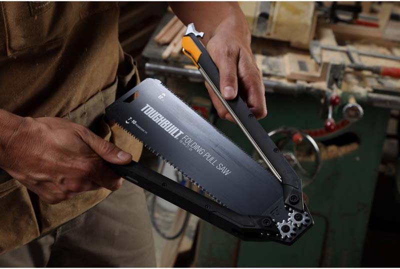 斬新なデザインの両刃のこぎり　ToughBuilt 折り畳み式プルソー