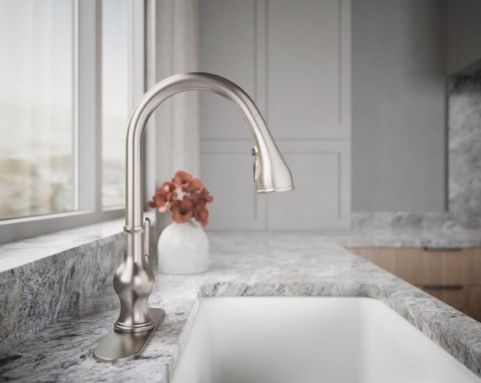 ボタンを押すだけ Kohler Treaty プルダウン式キッチン蛇口