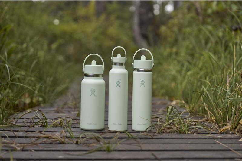 氷が入れやすい Hydroflask Flexストローキャップ付断熱性ボトル
