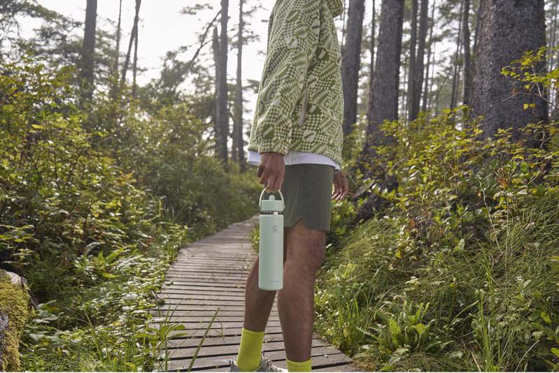 氷が入れやすい Hydroflask Flexストローキャップ付断熱性ボトル