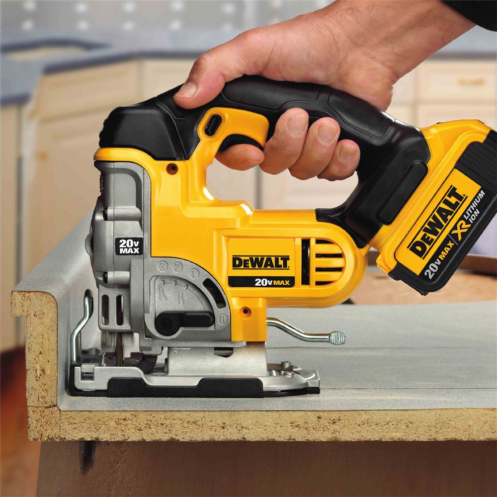 メタルフェースのDeWalt　Max コードレスジグソー 20V