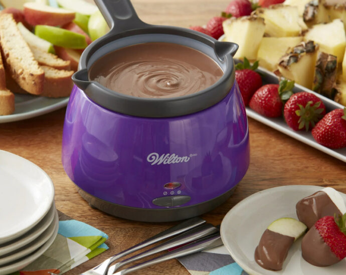 チョコでコーティング Wilton チョコレートメルティングポット