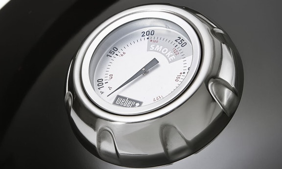 燻製を楽しむ　WEBER スモーキーマウンテン スモーカー 14インチ