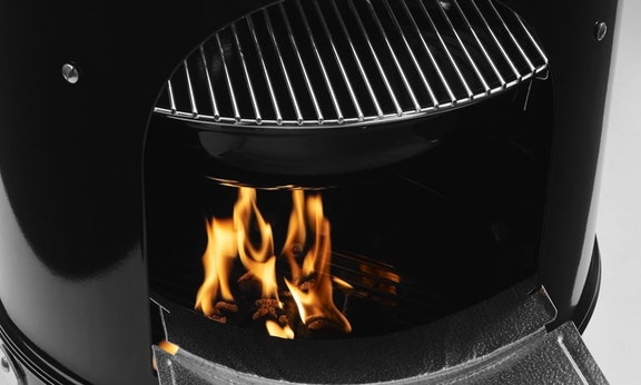 燻製を楽しむ　WEBER スモーキーマウンテン スモーカー 14インチ