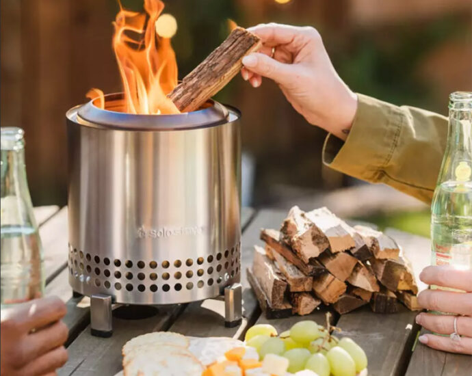 ポータブルタイプのSolo Stove Mesa XL ファイヤーピット