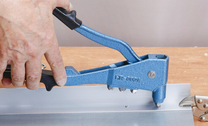 リベッターの使い方