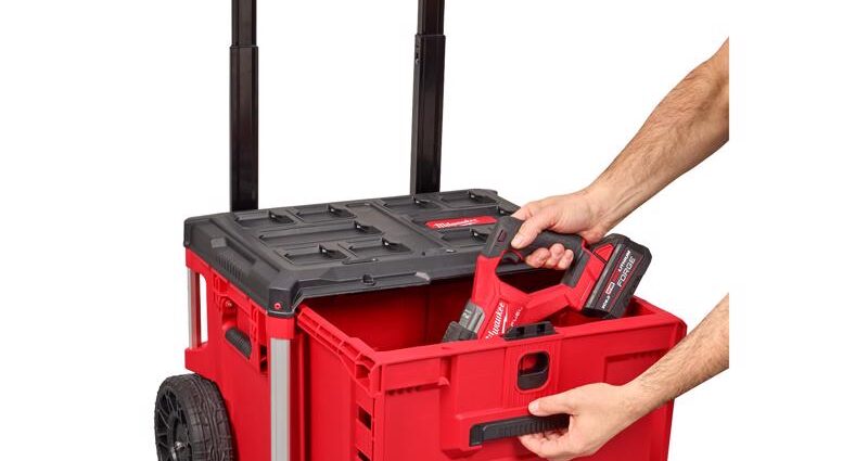 Milwaukee Packout ローリングツールボックス(48-22-8420)