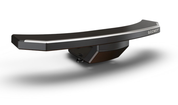 オーブンの前面を広く使える　Gozney Dome用マンテル