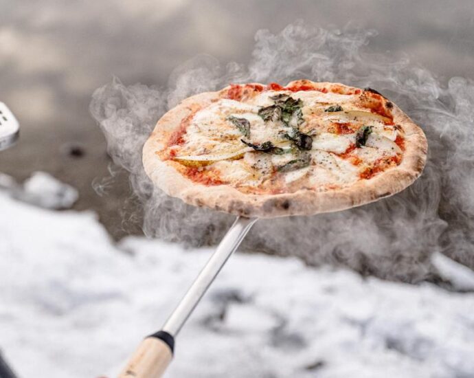 Gozney Tread Venture Utility Peel ピザピール (AT1965)