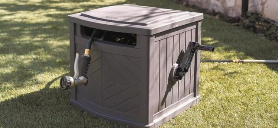 Suncast フリースタンディング 収納式ホースリール( CPLPDH150P)