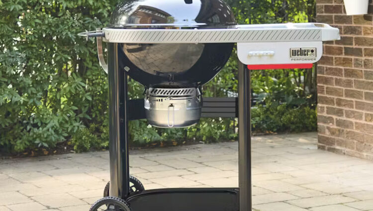 Weber Performer チャコールグリル ブラック 22インチ (1501562)
