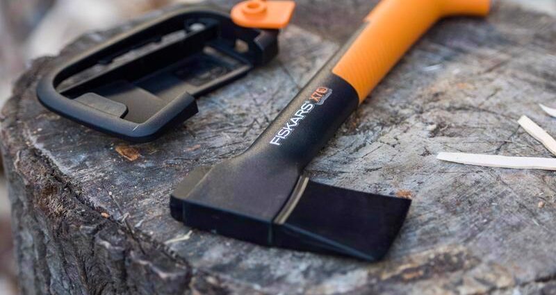 Fiskars X7 薪割り斧 (1050355)