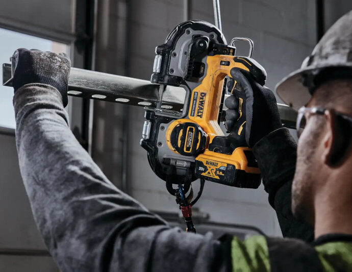 DeWalt 20V MAX ATOMIC コンパクトバンドソー 本体のみ (DCS377B)