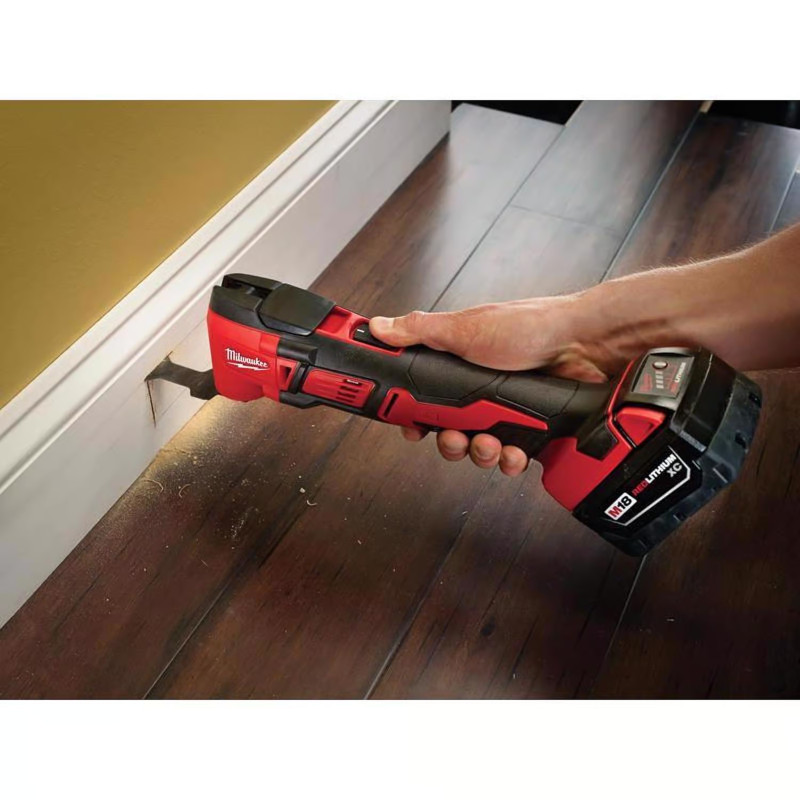 Milwaukee M18 コードレスオシレーティングマルチツール 本体のみ (2626-20)