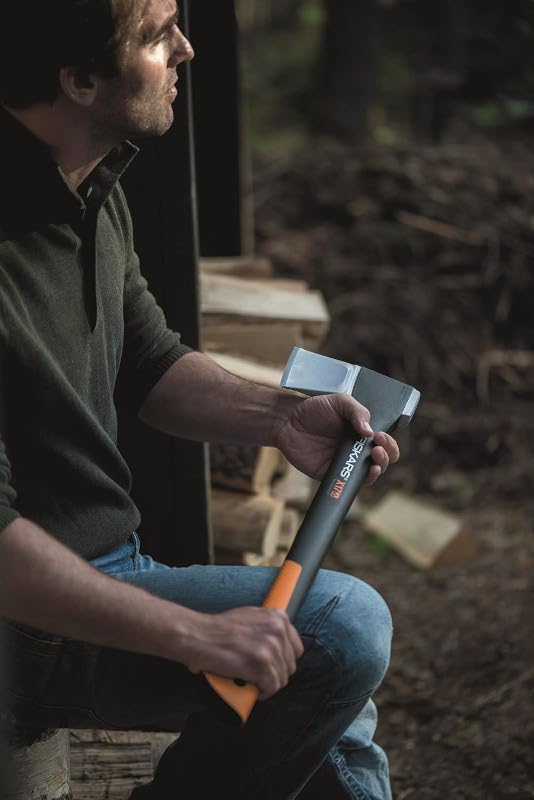 Fiskars X17 薪割り斧 (1050353)