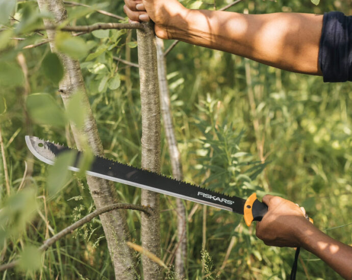 Fiskars 370500-1005 マチェットソー 18インチ|2WAYブレード・焼入れ鋼