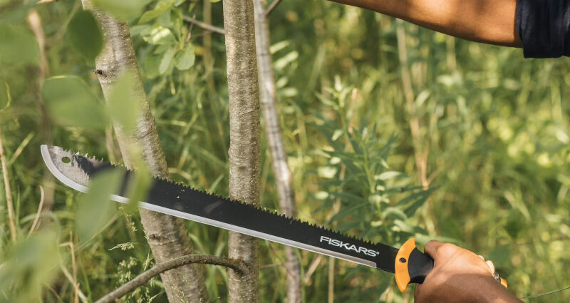 Fiskars 370500-1005 マチェットソー 18インチ|2WAYブレード・焼入れ鋼