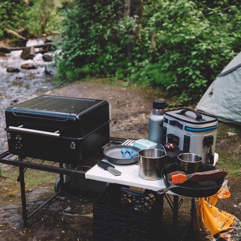 Traeger Ranger TFT18KLD|ポータブル・ペレットグリル&スモーカー