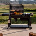 Traeger Woodridge Pro ペレットグリル｜970平方インチ・WiFIRE対応