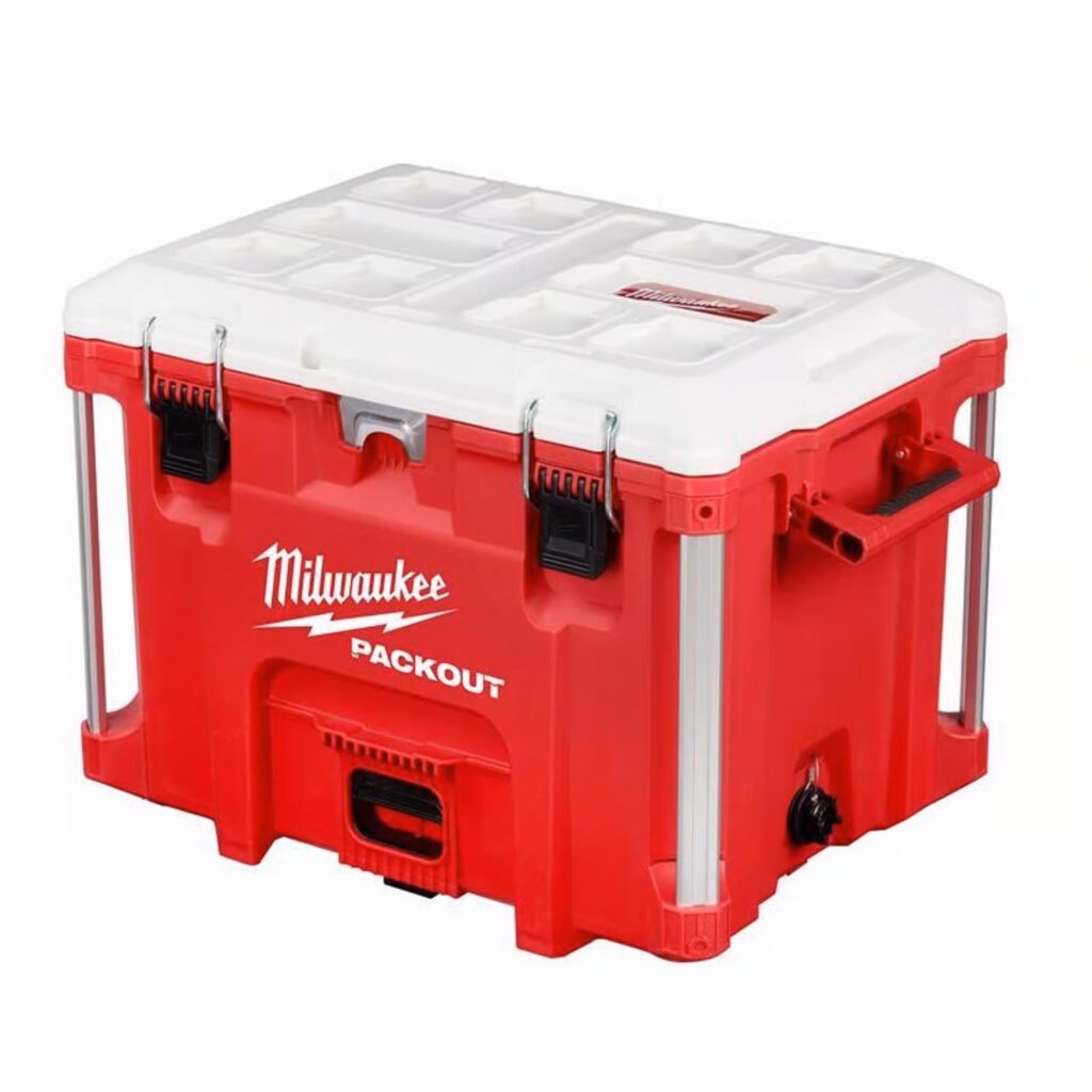 Milwaukee PACKOUT™ 40QT XLクーラーボックス｜高い保冷力とタフな設計が魅力