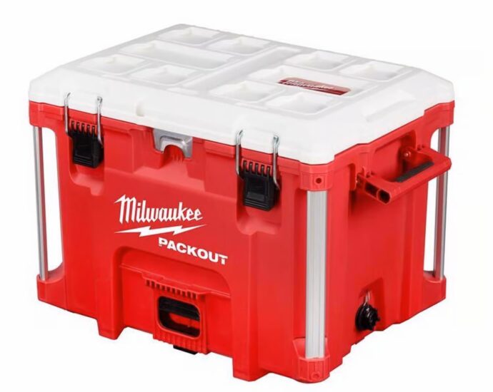 Milwaukee PACKOUT™ 40QT XLクーラーボックス｜高い保冷力とタフな設計が魅力