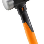 Fiskars IsoCore 4lb クラブハンマー｜衝撃を抑える設計で解体作業をサポート