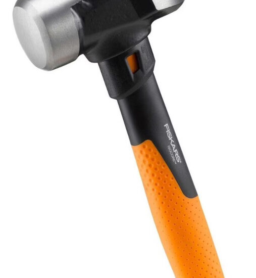Fiskars IsoCore 4lb クラブハンマー｜衝撃を抑える設計で解体作業をサポート